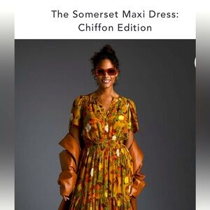 Fall is coming but it’s not cold?Chiffon Somerset dress in yellow motif.